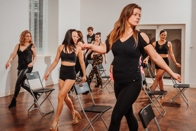 Workshop-Chairdance in Nederland