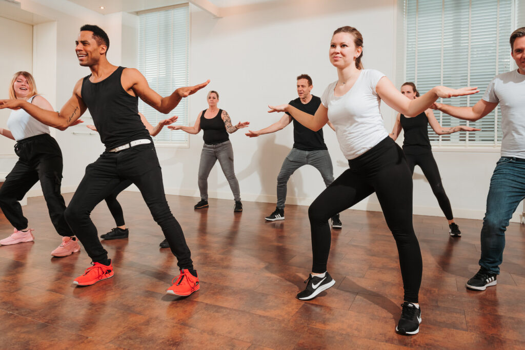 Workshop Dance Dance Dance -heupbewegingen - Workshop gezelligheid - dans je fit -