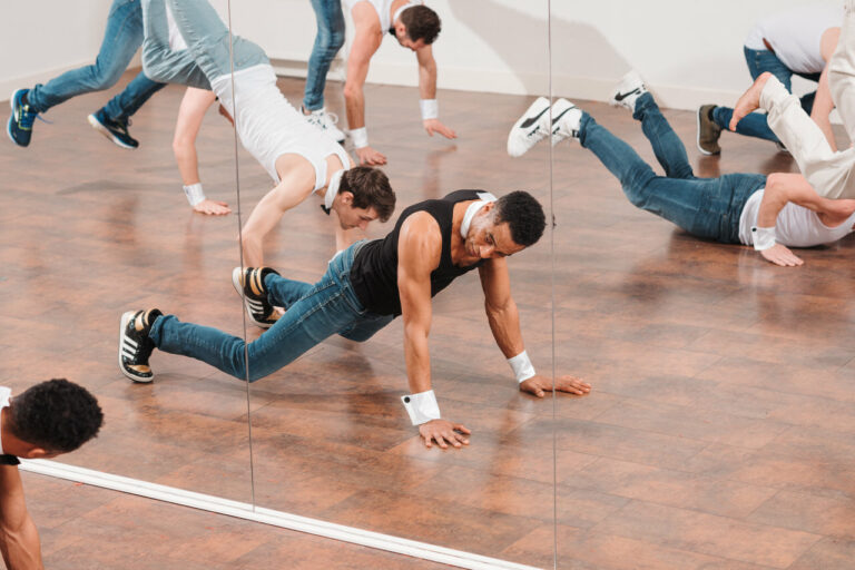 Magic mike moves - Stoere mannen workshop - Mannen workshop Nederland - vrienden workshop - Magic Mike uitje