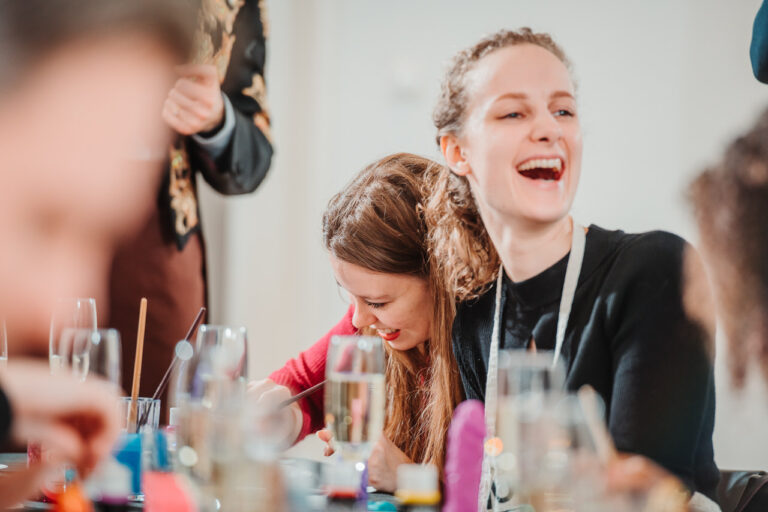 Schilder lol - Vrijgezellen belevenis - Workshop gezelligheid - Ontspannen uitje - lachen met vrienden